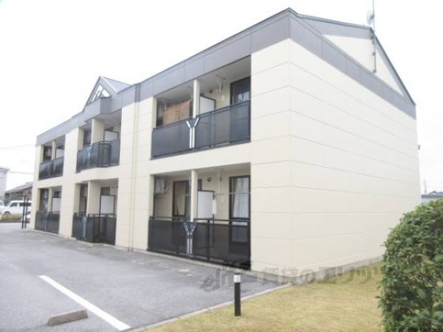 ＭＵＬＢＥＲＲＹ　ＨＯＵＳＥ外観写真2