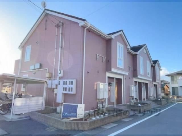 スコルピオーネ外観写真1