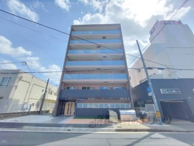 ローブコート六地蔵駅前外観写真2