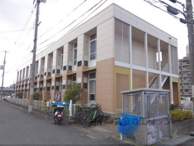 レオパレススナッグ　ビラ外観写真2