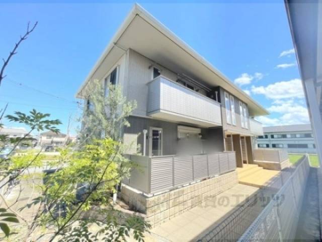 オートルフォワ・パレ外観写真1