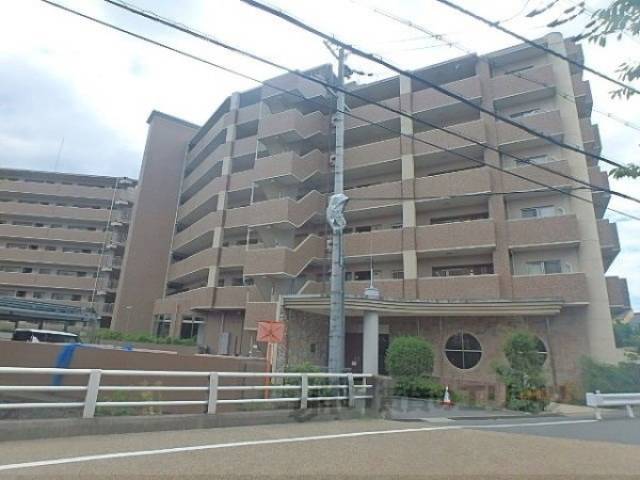 クレステージ宇治小倉プリヴィア外観写真2