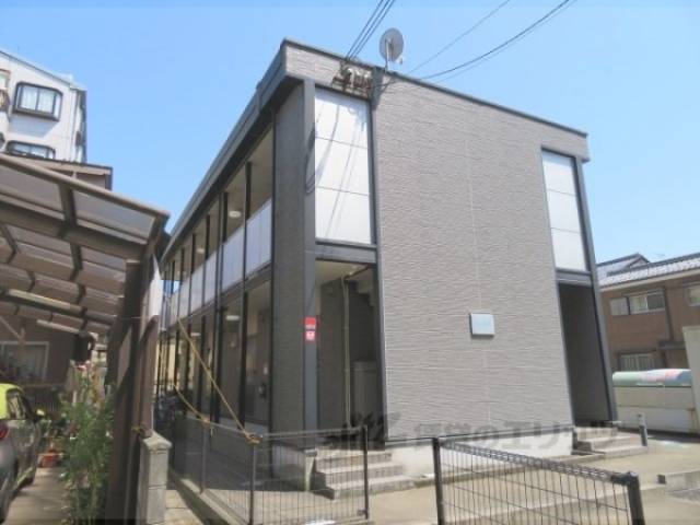 レオパレスクレインコート折原外観写真3