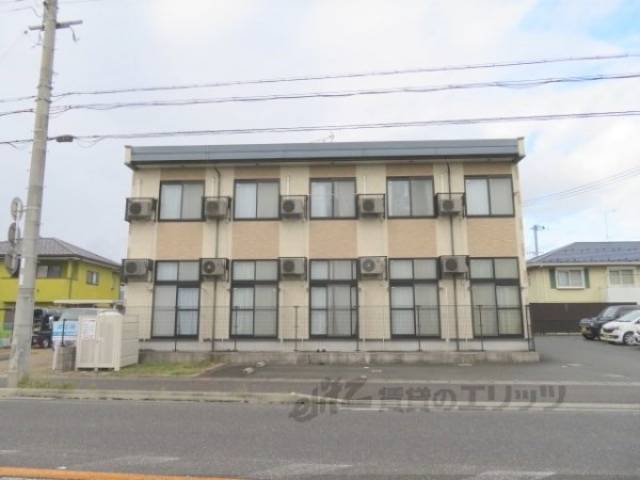 レオパレス行永外観写真3