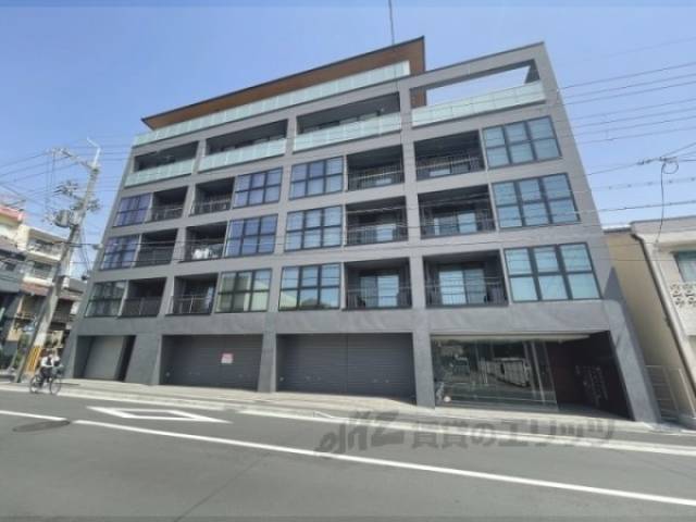 プリマヴェーラ丸太町外観写真1