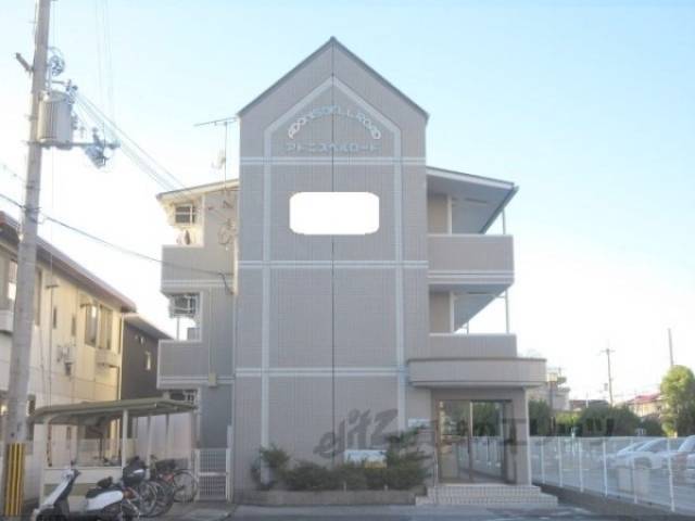 アドニス・ベルロード外観写真1