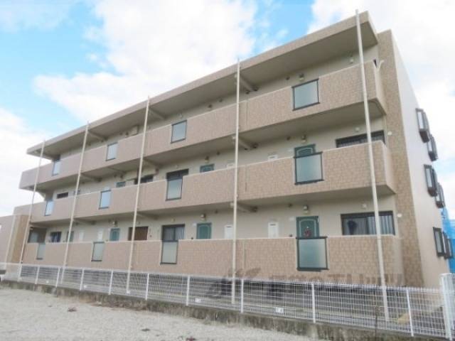 ラ・セゾン外観写真2