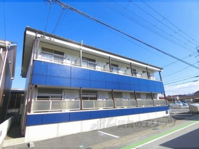 プラティーク外観写真1