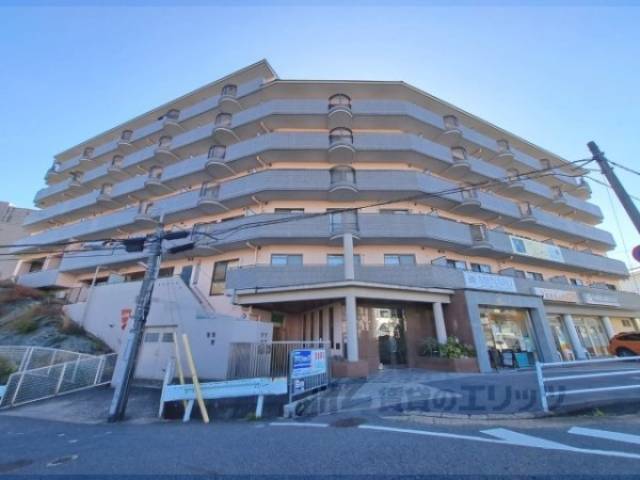 タワー・ア・ラ・モード外観写真1