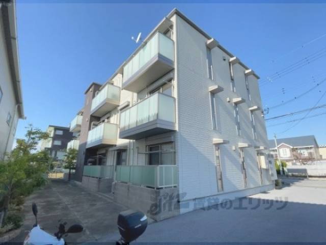 ファミーユ河瀬駅前外観写真2