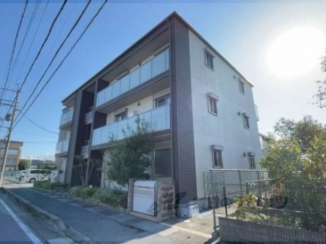 ファミーユ河瀬駅前外観写真3