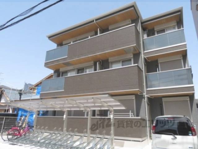 ｃｅｒｃｌｅ　ｄｅ　ｆａｍｉｌｌｅ外観写真1