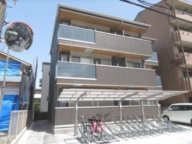 ｃｅｒｃｌｅ　ｄｅ　ｆａｍｉｌｌｅ外観写真2