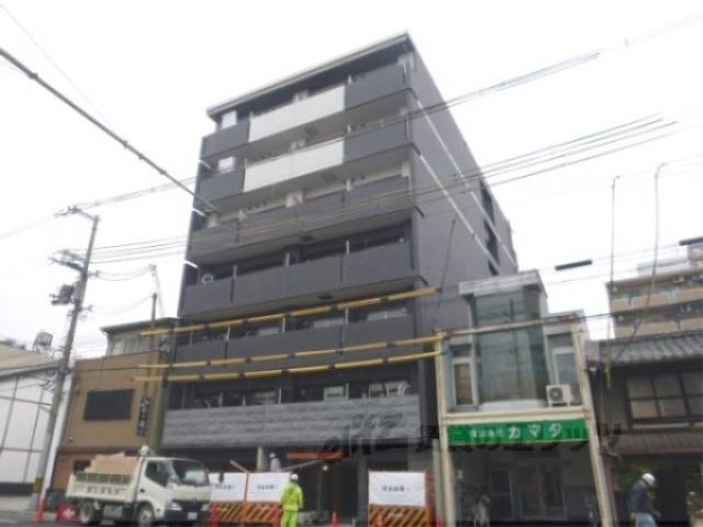 プレサンス京都四条大宮外観写真1