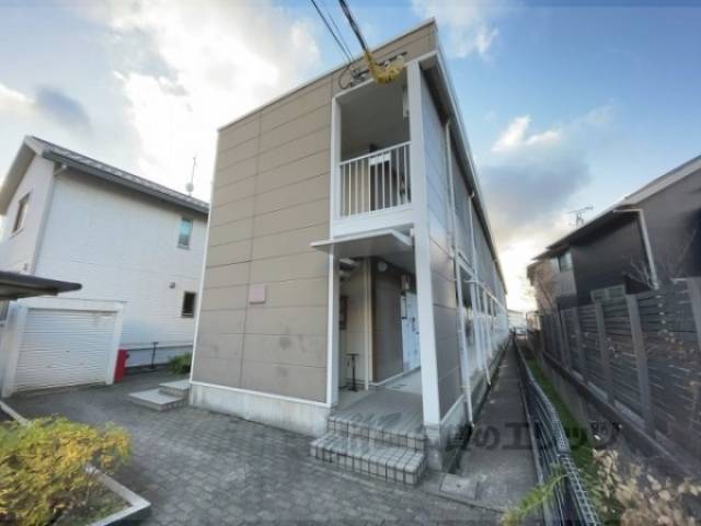 レオパレスＬＡＧＯＯＮ外観写真1