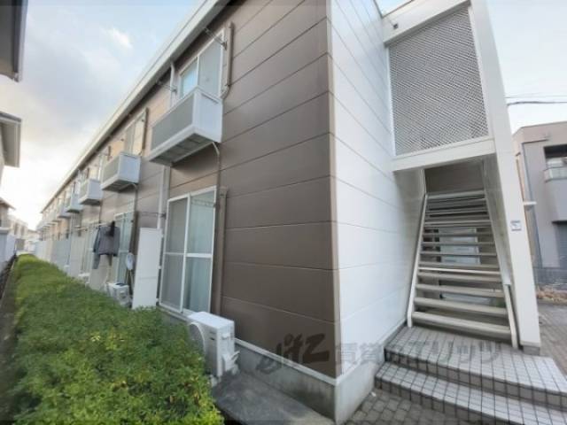 レオパレスＬＡＧＯＯＮ外観写真2