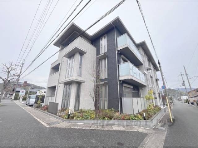 シャーメゾン　レグ　北山外観写真1