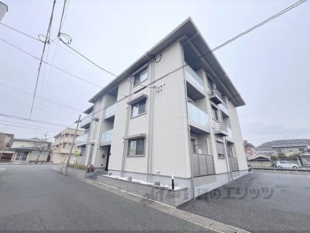 シャーメゾン　レグ　北山外観写真2