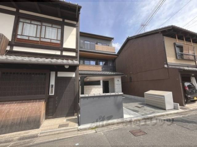 ｃｏｎｏｉｅ平安外観写真3