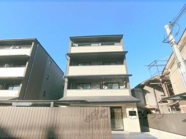 ベレーザ西陣２外観写真1