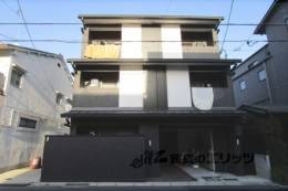  GRAMERCY二条城外観写真