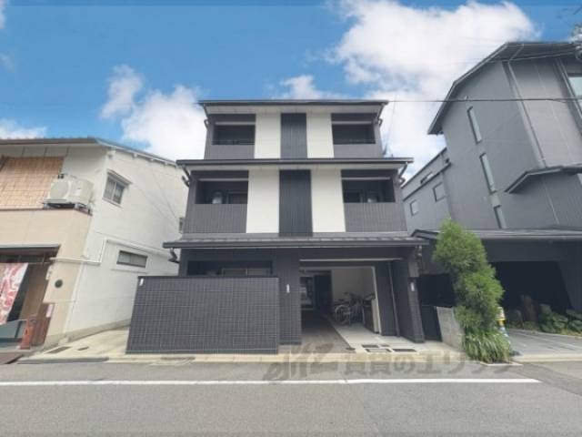 ＧＲＡＭＥＲＣＹ二条城外観写真1