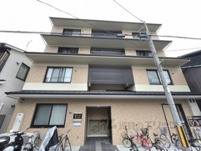 ベレーザ鴨川五条外観写真1