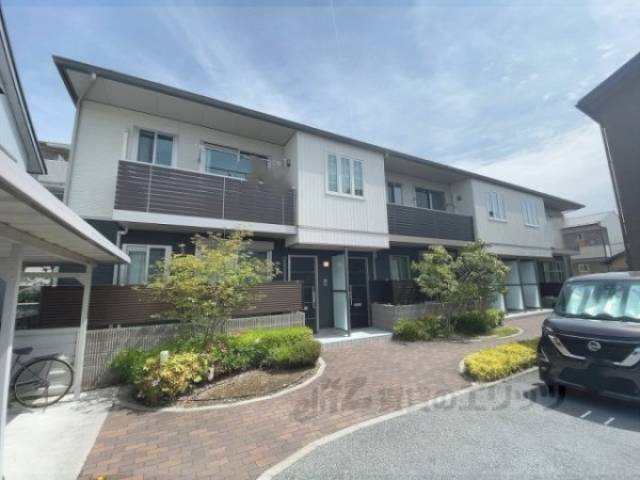 メゾン　デュ　ヴェール城町外観写真1