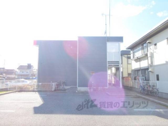 レオパレスリッツ外観写真3