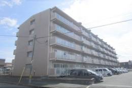 シャルル津田外観写真