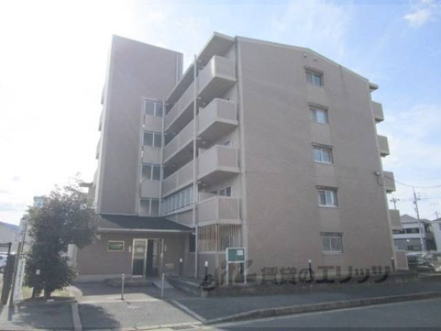 シャルル津田外観写真2