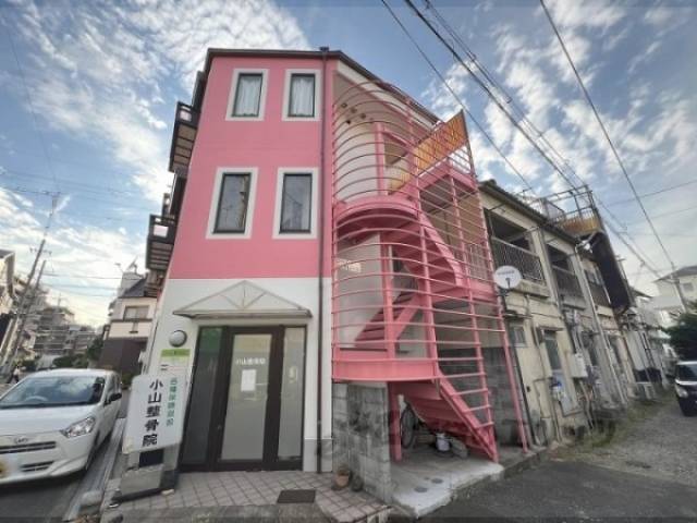 シャトークレール外観写真2