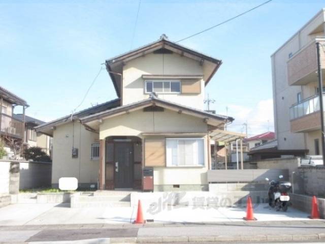 貸家外観写真1