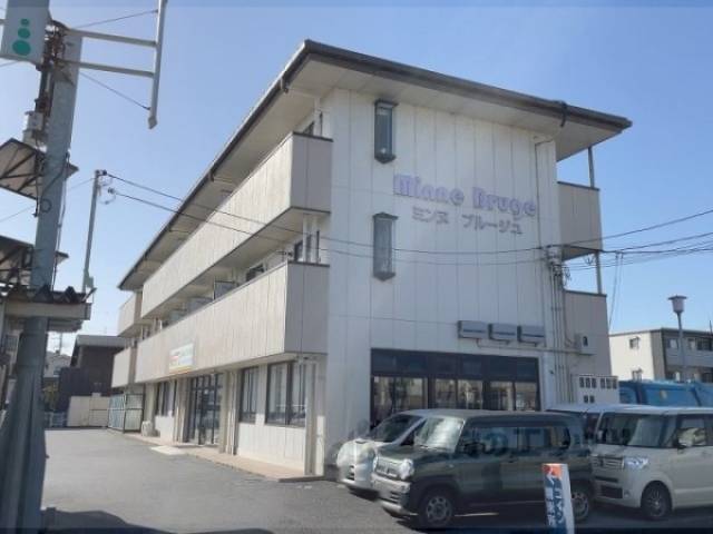 ミンヌ・ブルージュ外観写真1