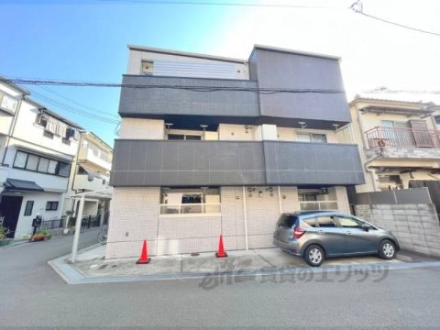 Ｍ’ｓ　ｃｏｕｒｔ外観写真3