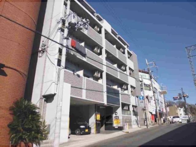 サンシャイン富雄駅前外観写真1