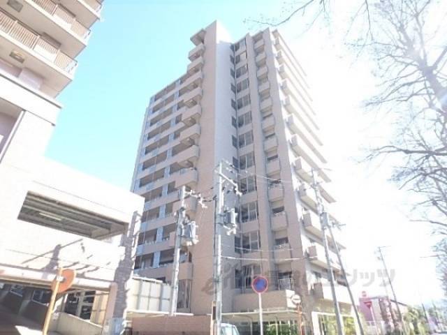 サーパスにおの浜外観写真2