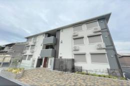 エストレヤ外観写真