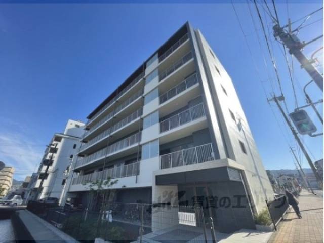 セレニティプレイス　桂外観写真1