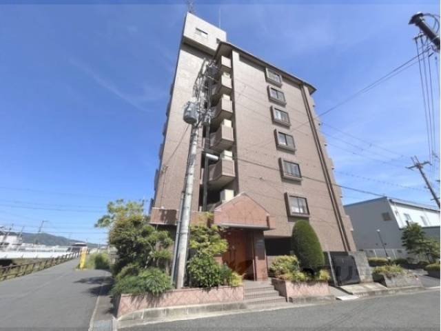 レジデンスコマイ外観写真1