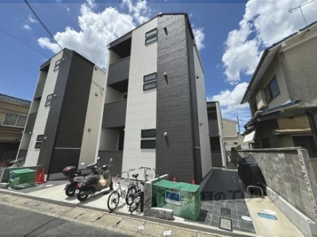 Ｒ－ｓｍａｒｔ椥辻外観写真3