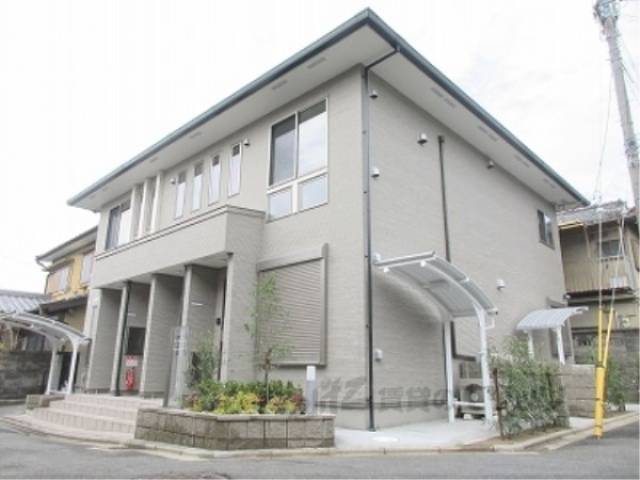 CASA CARINO東福寺外観写真1
