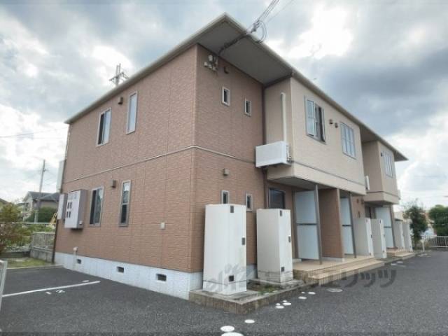 シャーメゾン　カワムラ外観写真2