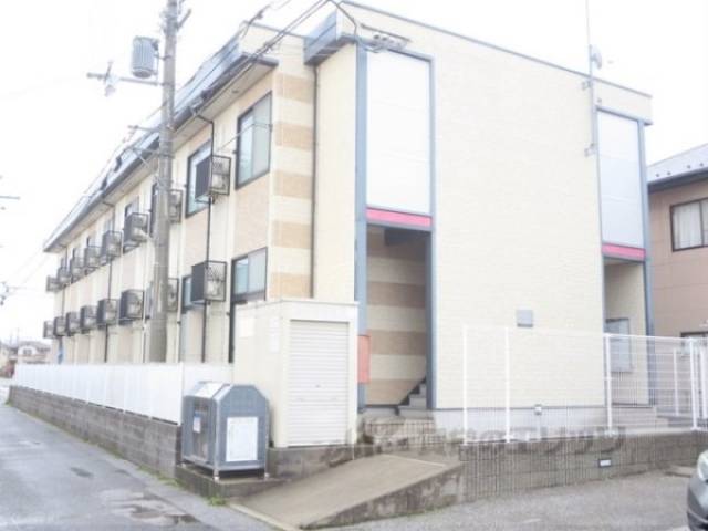 レオパレスＳＯＰＨＩＡ外観写真1