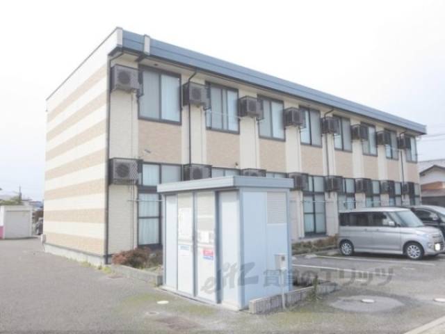 レオパレスコート　ひこね外観写真1