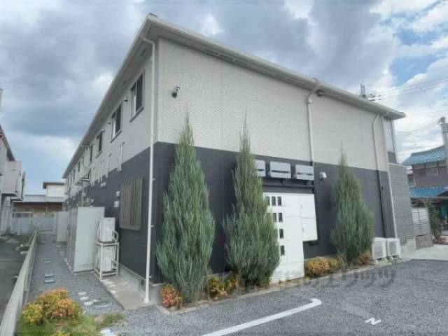 メゾン　ベイリーフ外観写真3