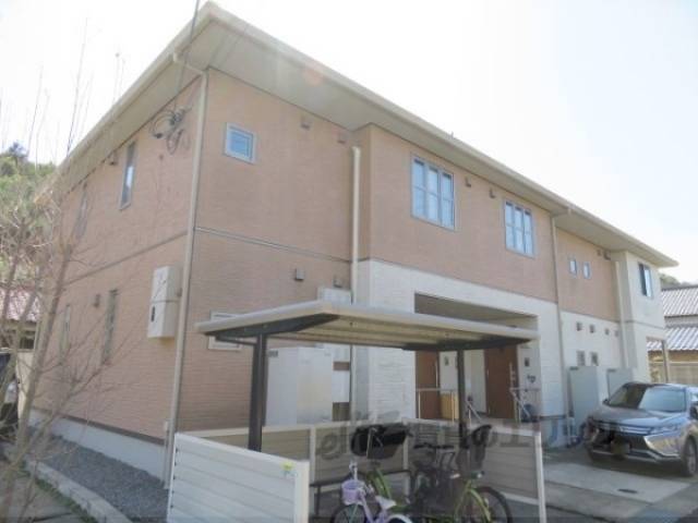 ヴィラ聖佳外観写真2