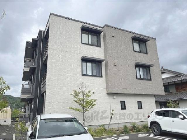 シャーメゾン境谷外観写真2