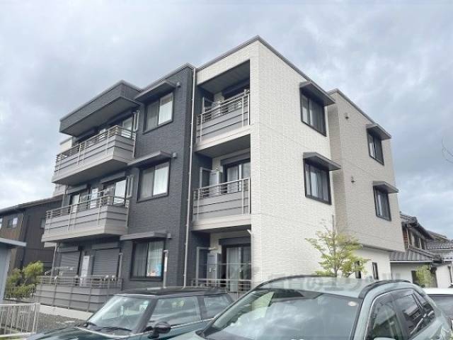 シャーメゾン境谷外観写真3