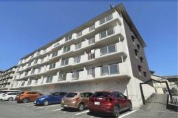 タラ生駒外観写真